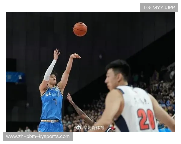 备战新赛季曾凡博与球队合练顺利赵睿归期未定成焦点